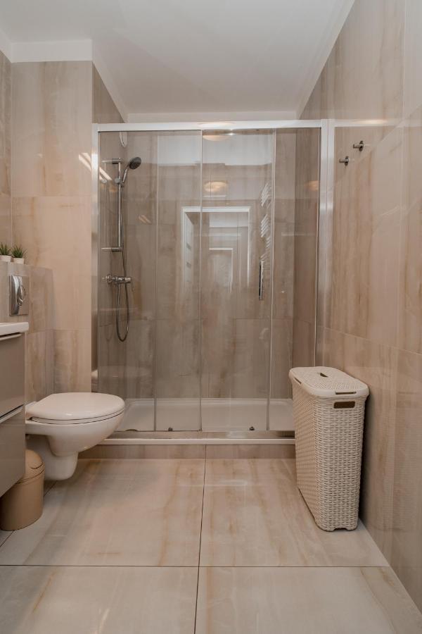 Totu Home Waterlane Island Apartments 格但斯克 外观 照片