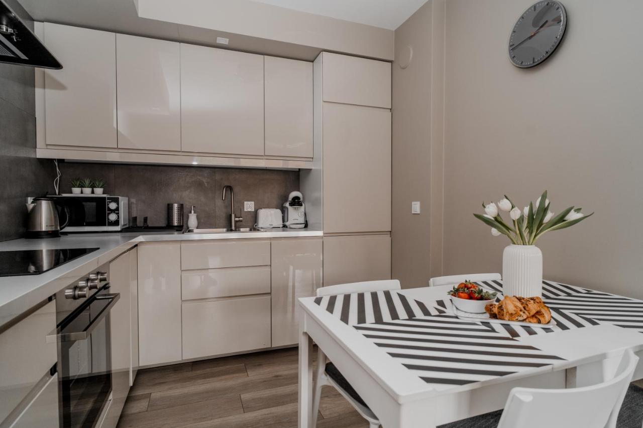 Totu Home Waterlane Island Apartments 格但斯克 外观 照片